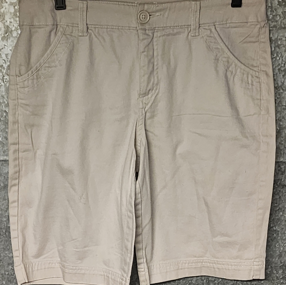 St. Johns Bay Bermuda Khaki Shorts Womens 10